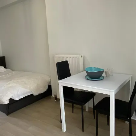 Atelier Apartment Larissa